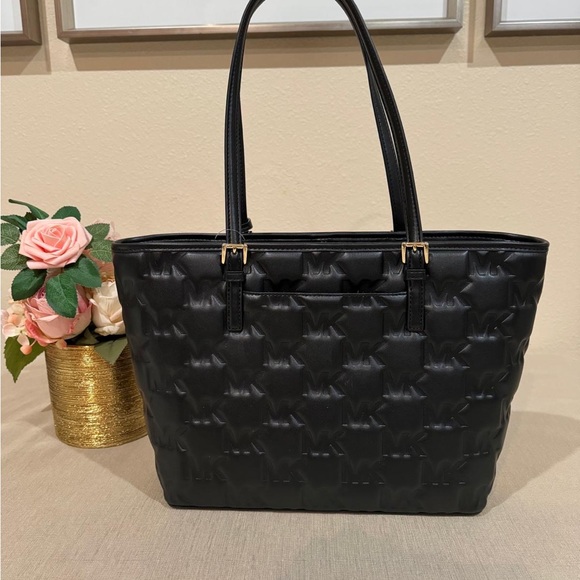 Michael Michael Kors Jet Set MD Carryall Tote Bag - Picture 3 of 9